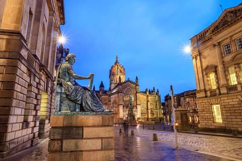 Royal Mile, Edinburgh Walking Tour with Audioguide