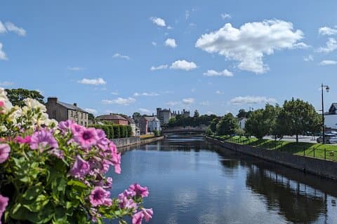 Kilkenny told by a Kilkenny-born Guide – in French