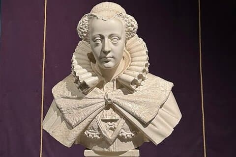 A Queen's Tale: The Life of Mary Queen of Scots Private Day Tour
