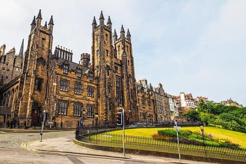 Architectural Edinburgh: Private Tour with a Local Expert