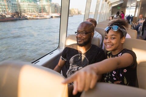 London: London Cable Car + Uber Boat One Way River Thames Cruise