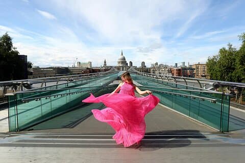 Captivating Moments at Millennium Bridge Professional Photoshoot