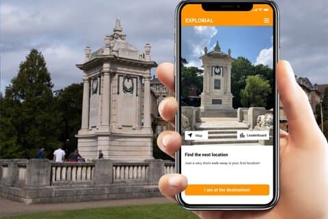 Bournemouth Self-Guided City Walking Tour & Scavenger Hunt