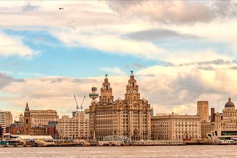 Explore Liverpool in 60 minutes with a Local - Private Tour