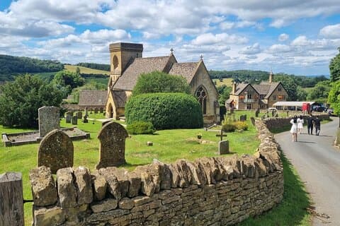 Full Day Cotswolds Tour & Shakespeare's Stratford From London