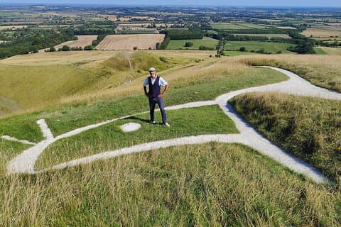 Private Wiltshire Mystical & Dragons Driving Tour with Guide