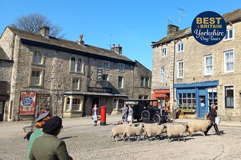Herriot and Yorkshire Dales Day Trip from York