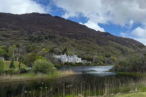 Private Luxury VIP Tour of Galway & Kylemore Abbey Experience