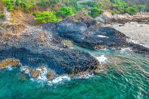 Belfast Giant Causeway Private Tour and Coastal Wonders