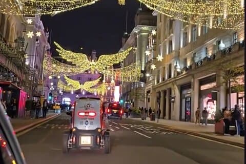 Magical London Christmas Lights Tour in Street-Legal Karts