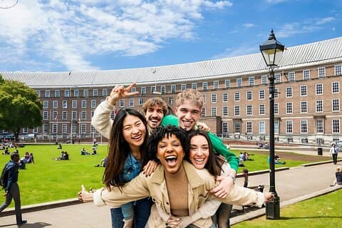 Bristol Self Guided Treasure Hunt & Outdoor Exploration Game