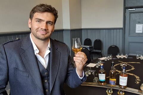 Stirling Whisky Tour Walking Tour and Tasting Experience