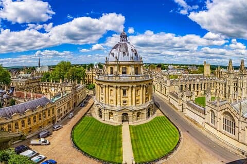 Oxford Walking Tour with Audioguide on Your Smartphone