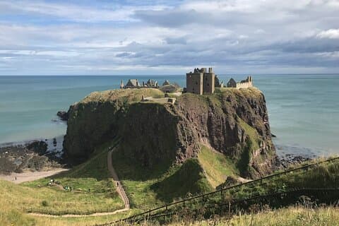 Aberdeen Half Day: Dunnottar Castle & Highland Boundary Geology