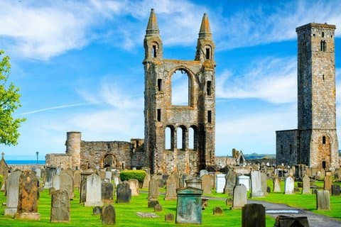 Stirling Distillery and Saint Andrews Italian Tour Guide