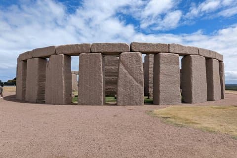 Stonehenge Half Day Tour from London + Ebook