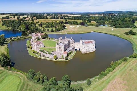 Canterbury, Dover Castle and Leeds Castle Day Tour from London