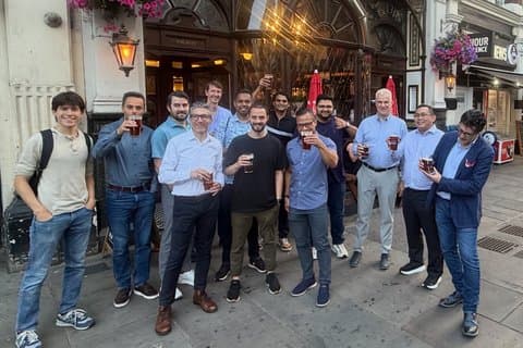 Historic London Pubs; includes a beer in each bar and snacks