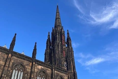 Edinburgh: Old Town early morning walk with a Scottish guide