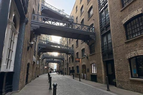 Secret Streets Self Guided Treasure Hunt in Tower Bridge