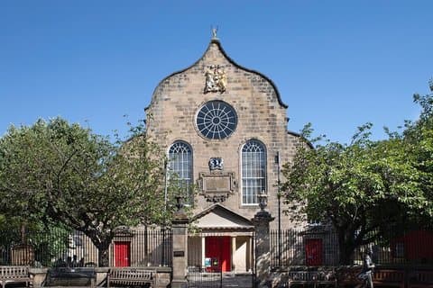 Edinburgh History and Photography Tour of the Canongate