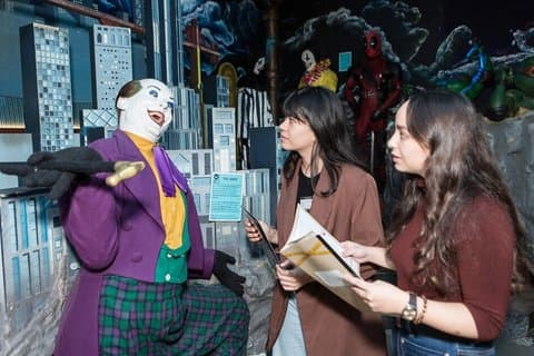 Murder Mystery at the National Wax Museum Plus