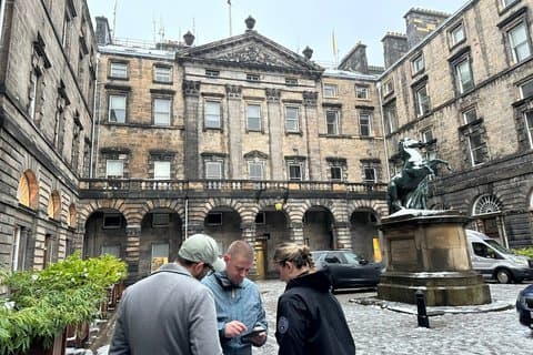 Edinburgh Self Guided Sherlock Holmes Murder Mystery Game