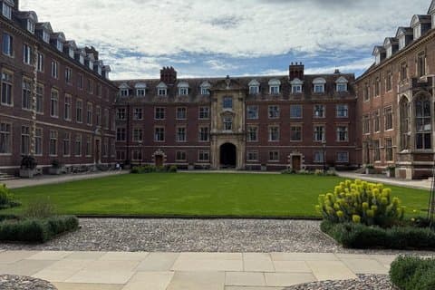Wren to Waterhouse: A Self-Guided Cambridge Tour