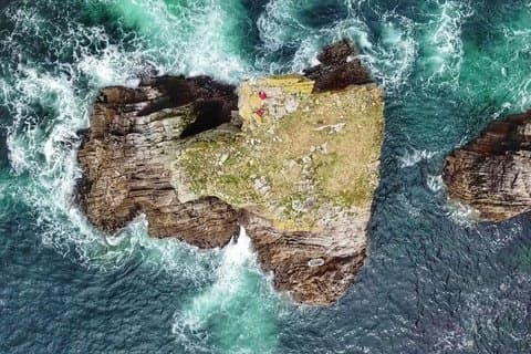 Derry Donegal and Slieve League Private Minivan Tour